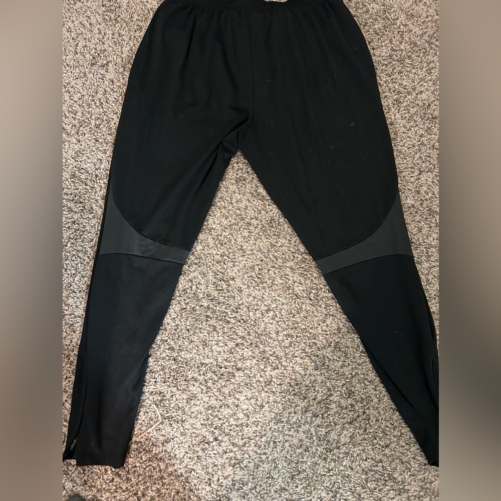 Nike Dri fit pants, Men’s Large. Black